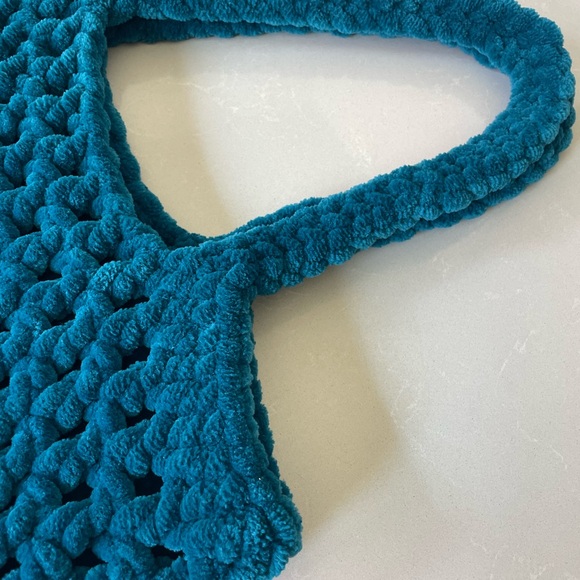 Teal Handmade Crochet Large Plush Tote Bag - Picture 9 of 10